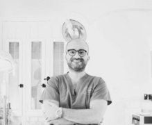 Dr. Ahmed Sobhi Hweidi "Plastic & Reconstructive Surgeon"